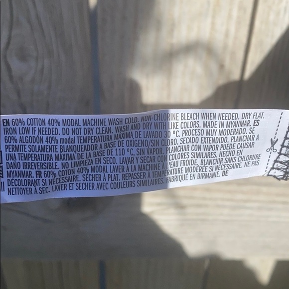 Black Tee - Picture 4 of 5